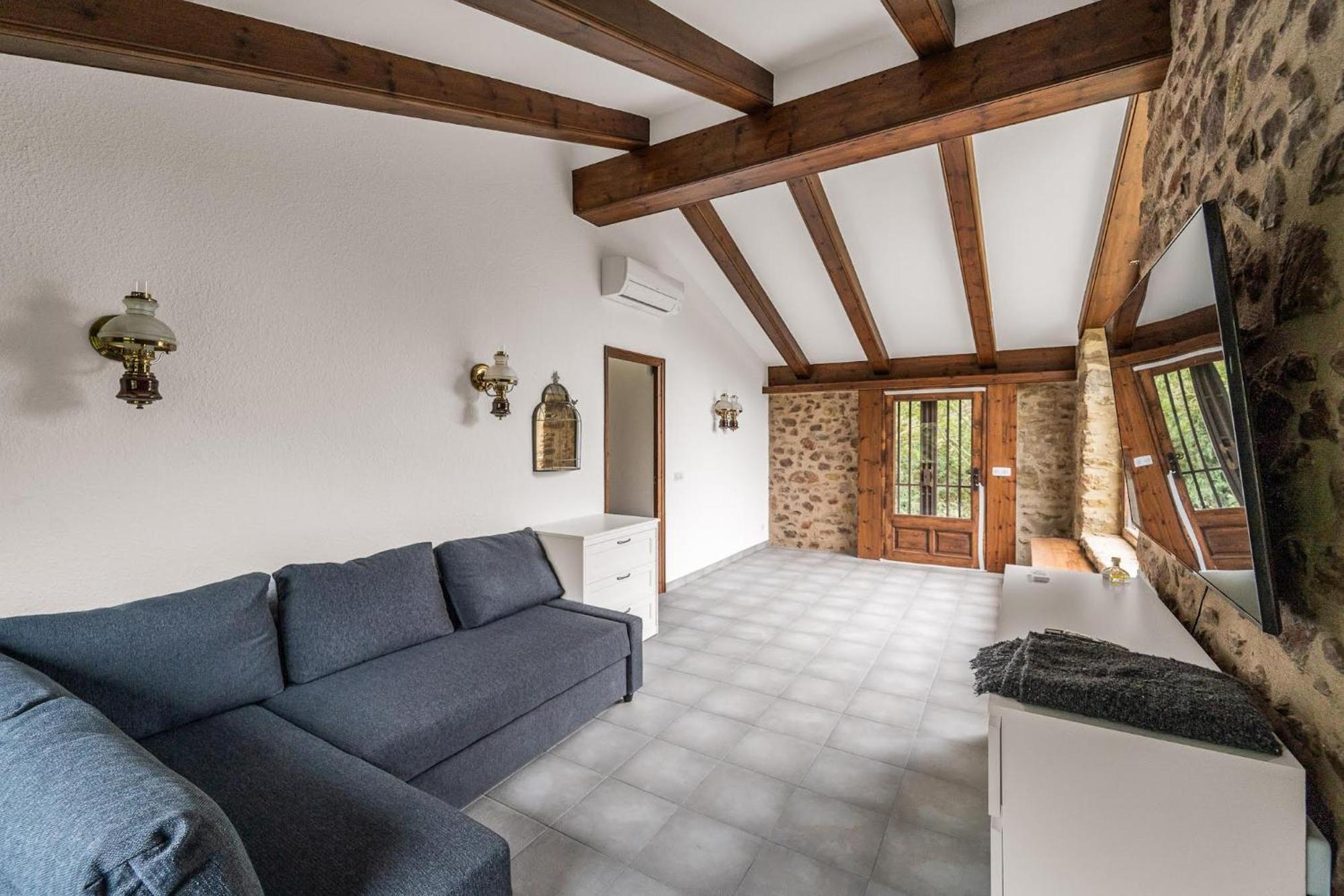 Villa Castell In Girona à Sant Miquel de Campmajor Extérieur photo