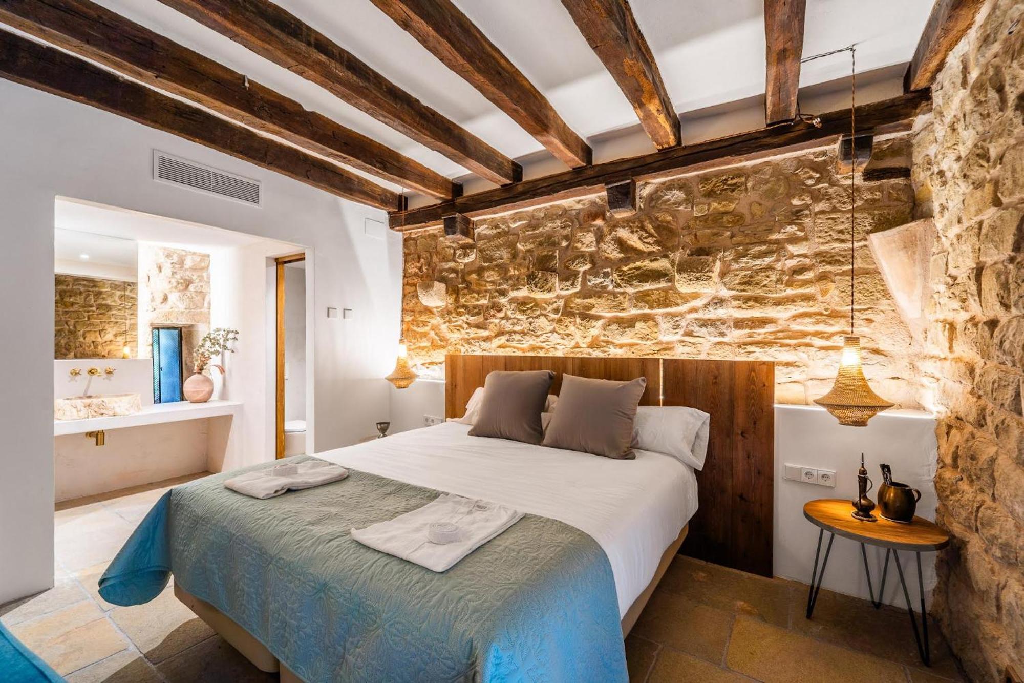 Villa Castell In Girona à Sant Miquel de Campmajor Extérieur photo