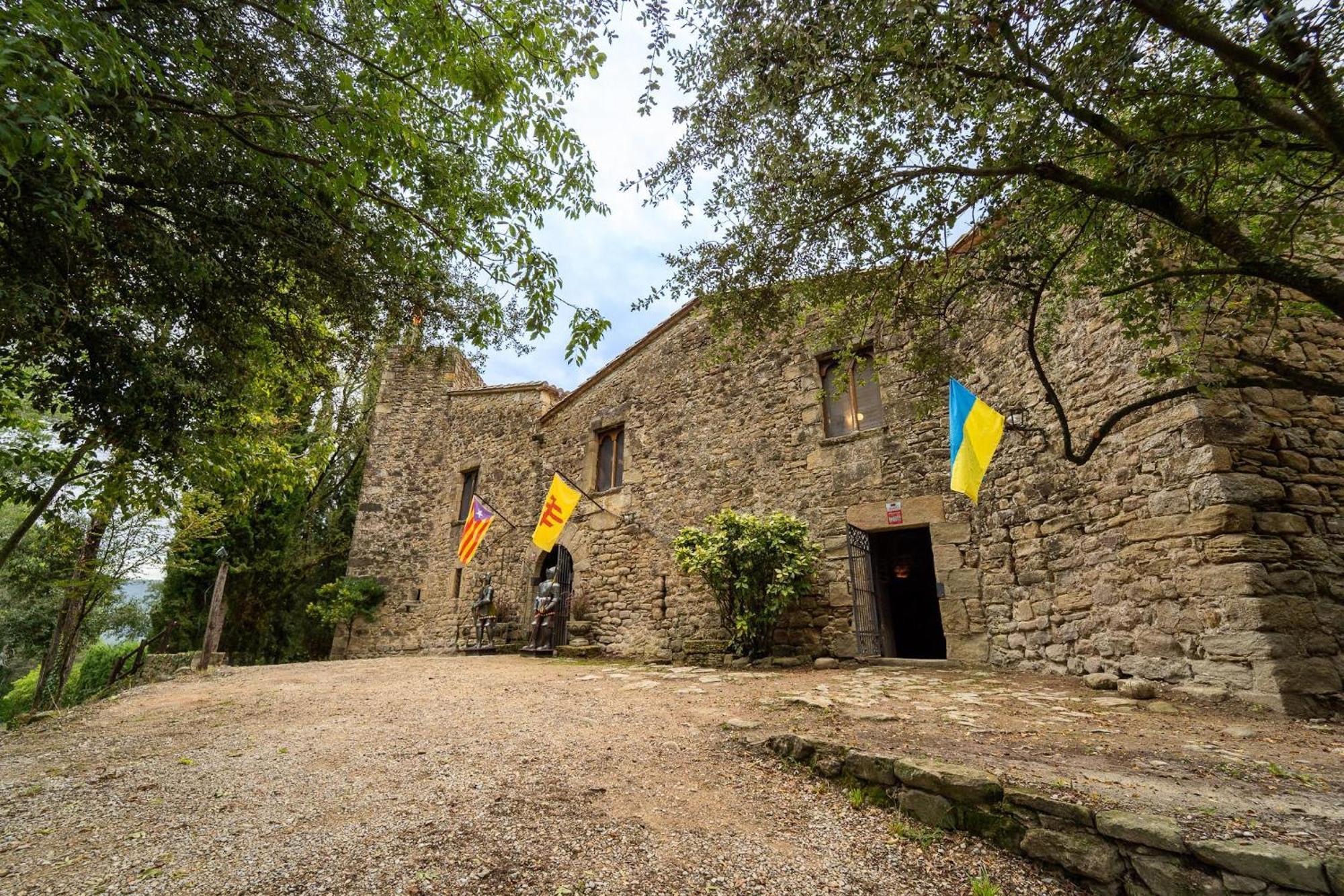Villa Castell In Girona à Sant Miquel de Campmajor Extérieur photo