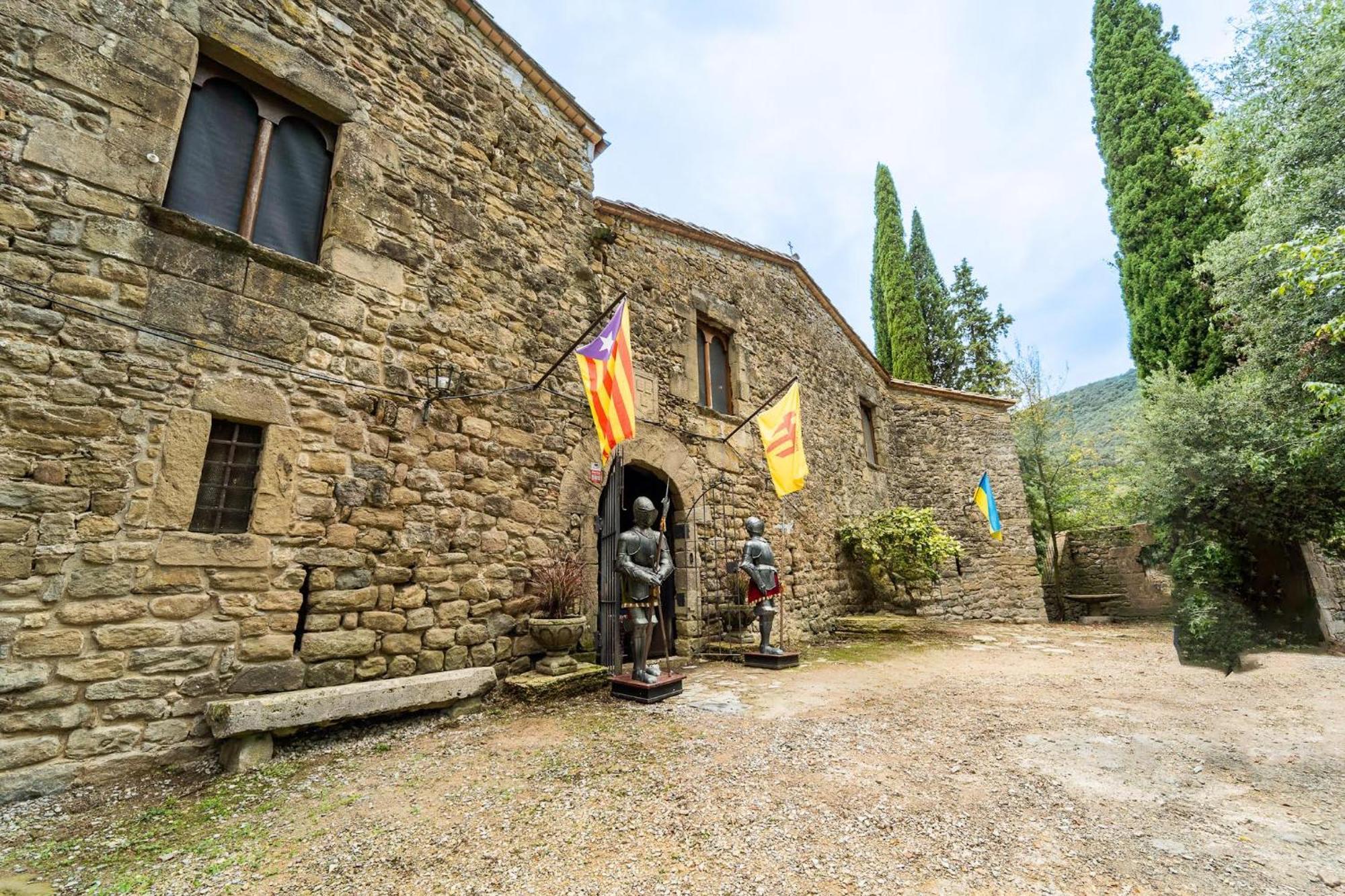 Villa Castell In Girona à Sant Miquel de Campmajor Extérieur photo