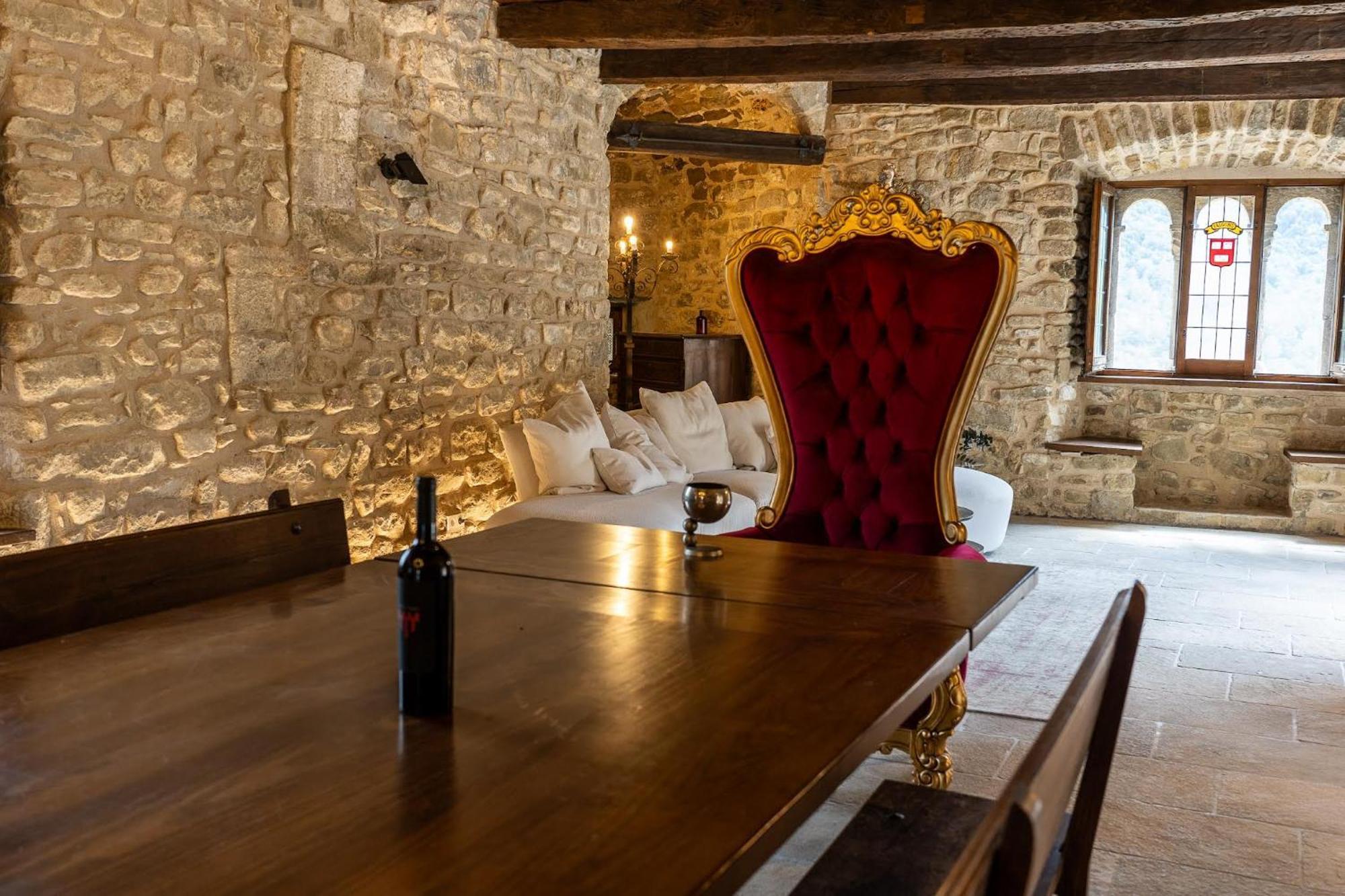 Villa Castell In Girona à Sant Miquel de Campmajor Extérieur photo