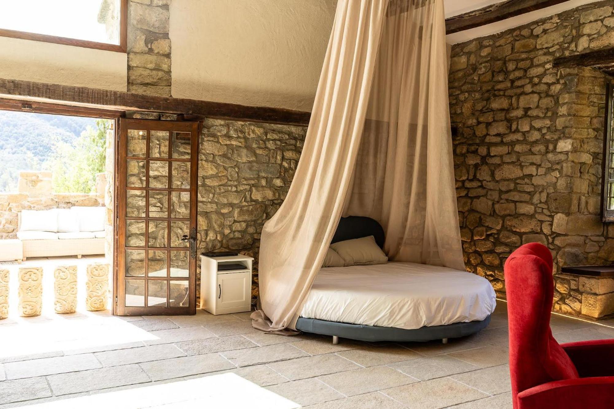 Villa Castell In Girona à Sant Miquel de Campmajor Extérieur photo